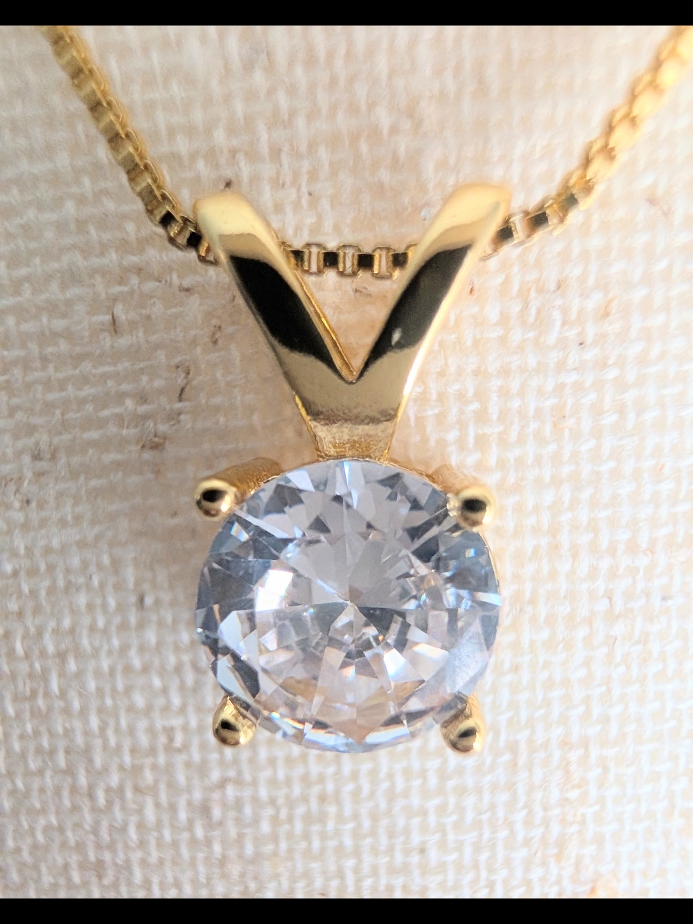 2 carat Gold Solitaire Moissanite Pendant Necklace Moissanite (Gold over Silver) - Picture 4 of 11